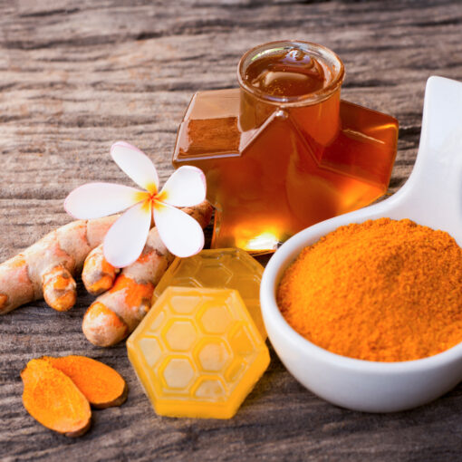 Kurkuma mit Honig: Rezept für Goldenen Honig